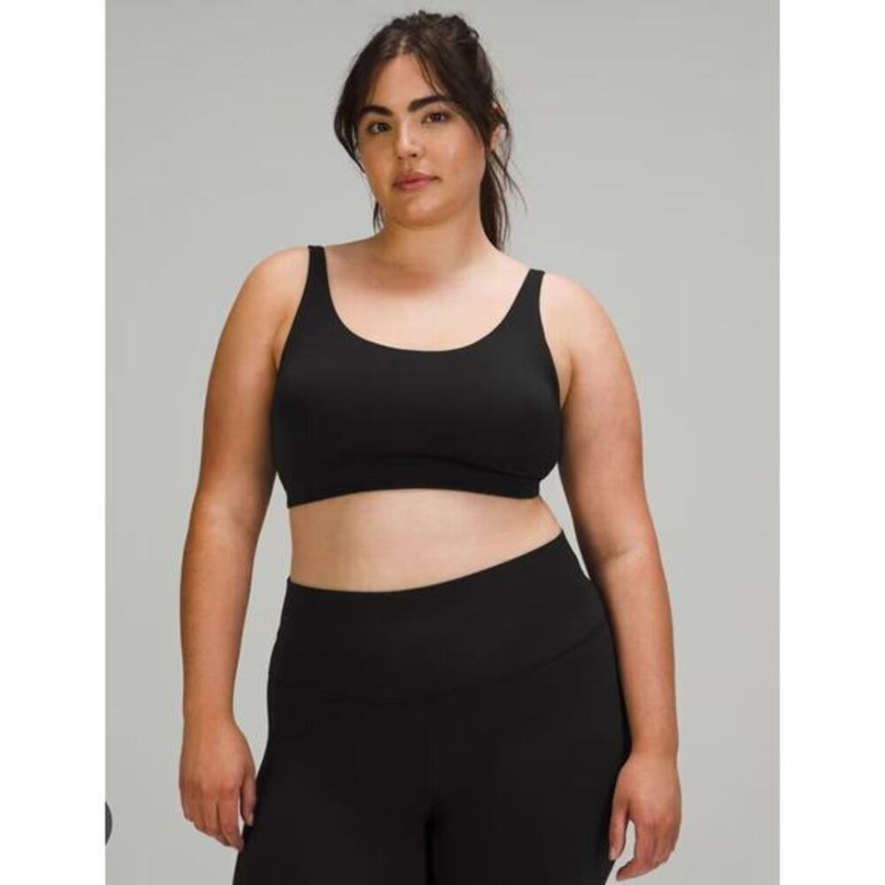 Lululemon In Alignment Straight-Strap Bra